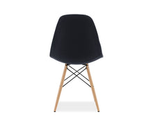 Eames dsw chair