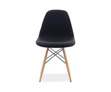 Eames dsw chair